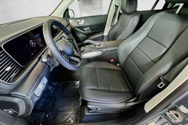 New 2026 Selenite Grey Metallic Mercedes-Benz GLS 450 image 48
