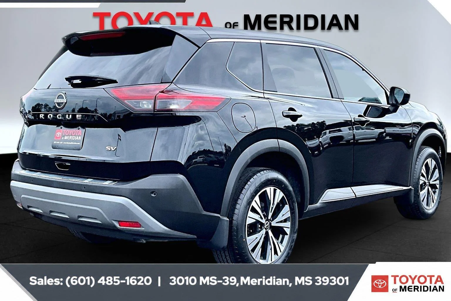 Used 2023 Super Black Nissan SV image 11