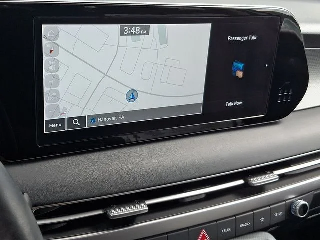 Used 2024 Silver Hyundai SEL image 23