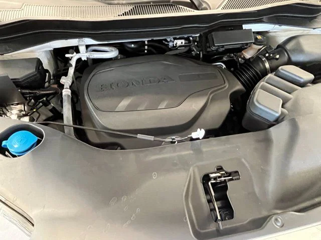 New 2026 Platinum White Pearl Honda RTL image 11