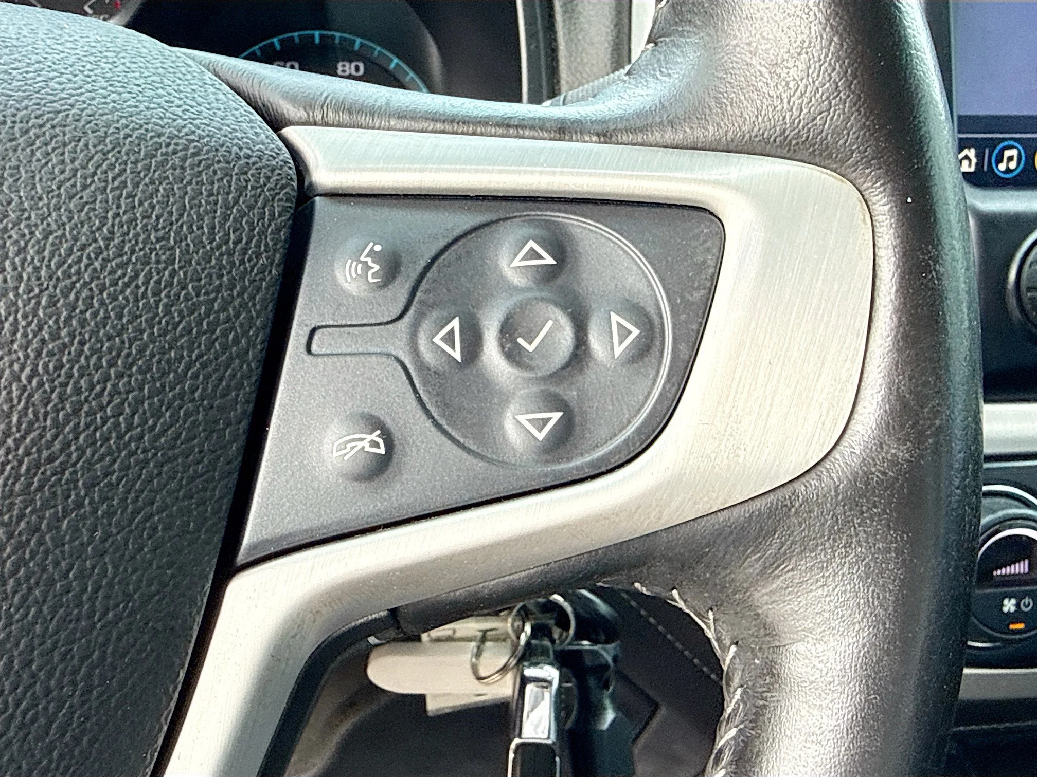 Used 2019 Satin Steel Metallic GMC 2WD SLT image 36