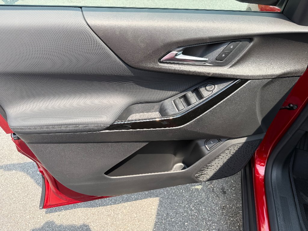 2027 Chevrolet Equinox LT - Photo 23