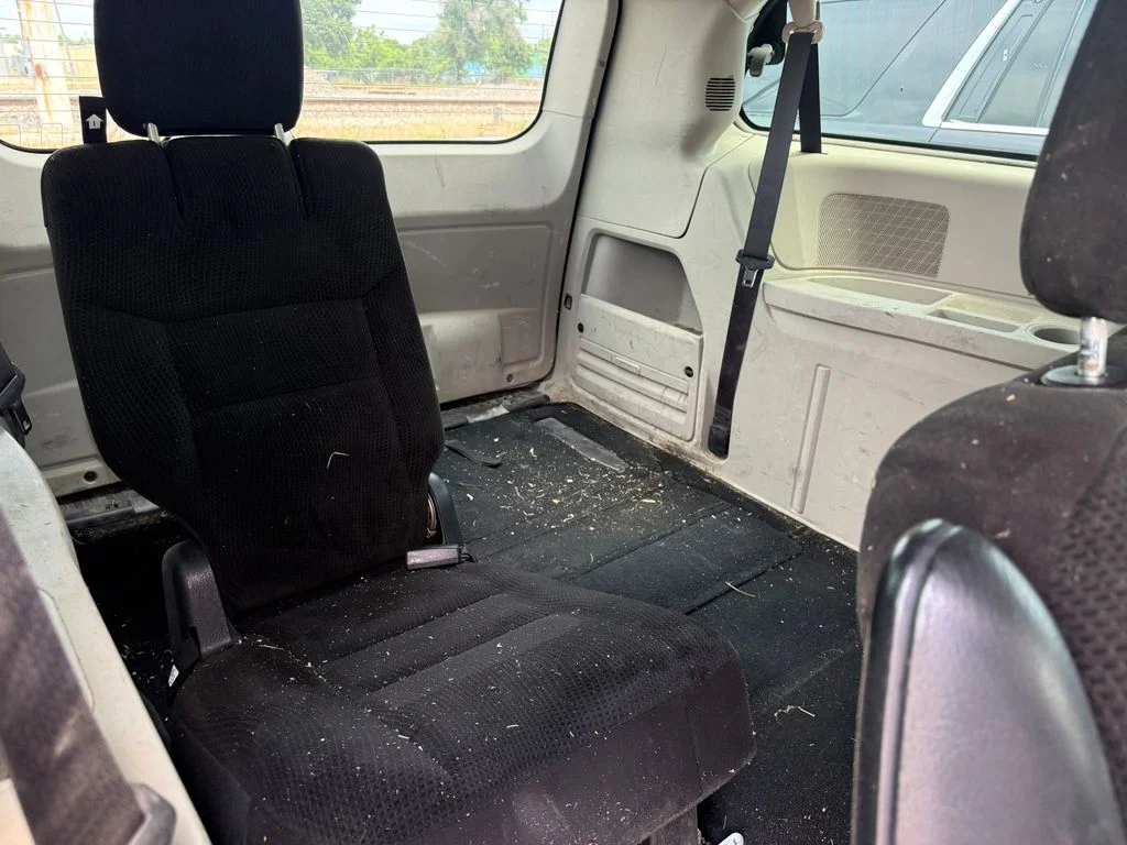 Used 2016 White Dodge AVP image 13