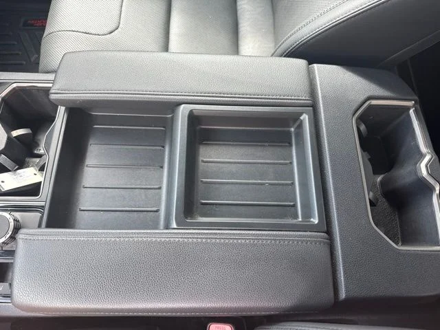 Used 2024  Toyota SR5 image 41