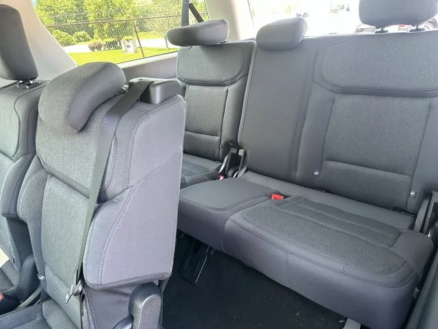 New 2026 Star White Metallic Tri-Coat Ford MAX Active image 26