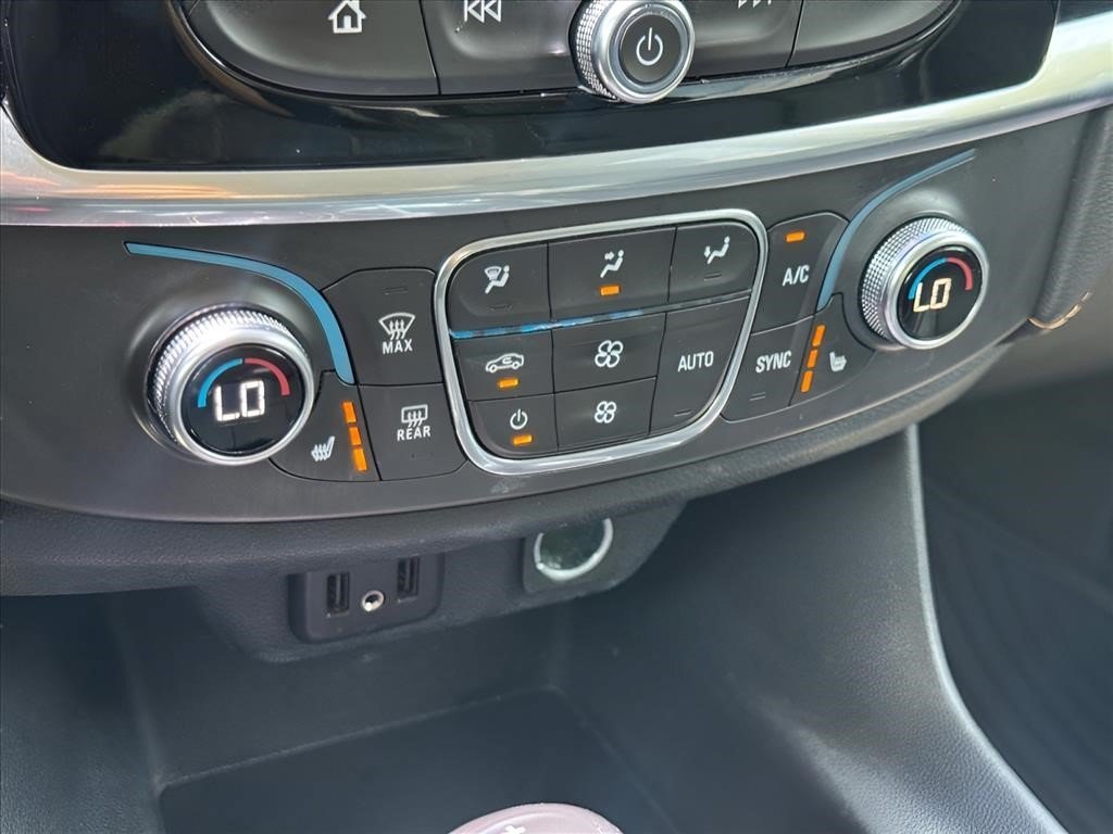 Used 2019 Mosaic Black Metallic Chevrolet LT Leather image 26