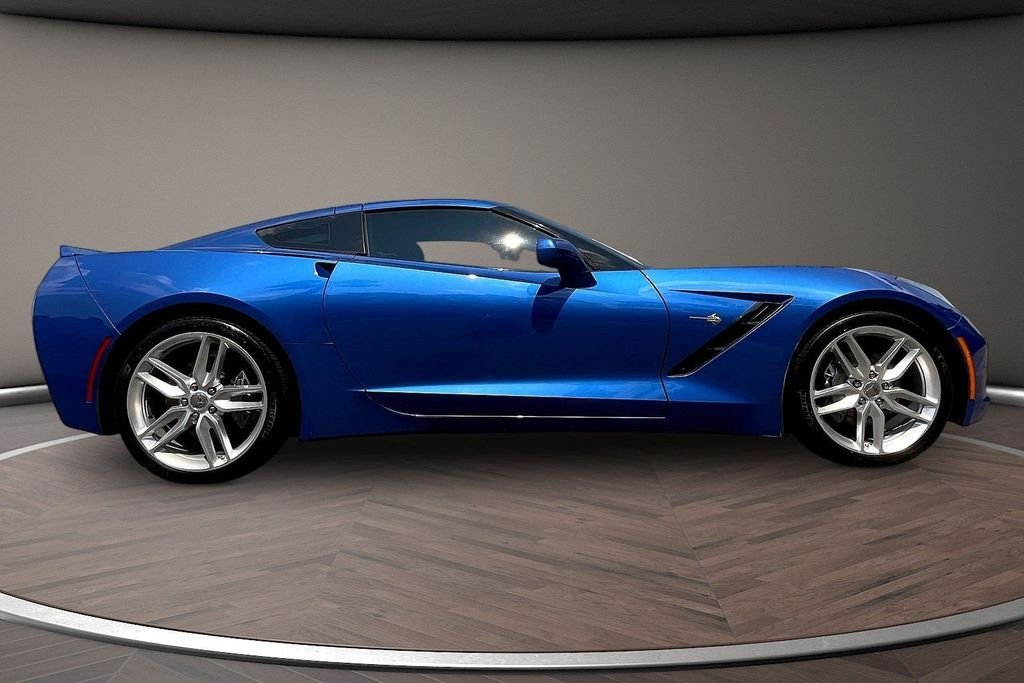 Used 2019 Blue Chevrolet Stingray image 9