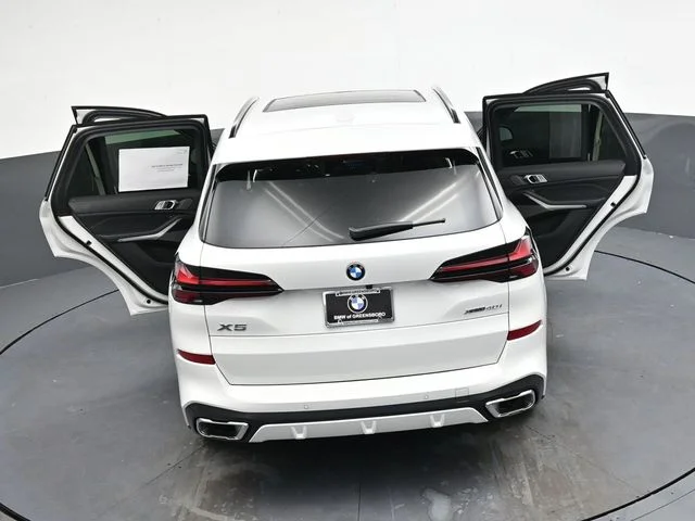 Used 2026 White BMW xDrive40i image 39