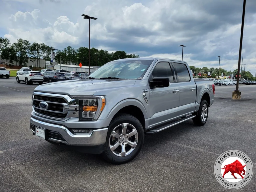 Used 2023 Silver Ford XLT image 1