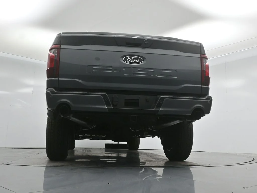 New 2026 Carbonized Gray Metallic Ford XLT image 47
