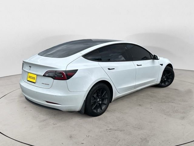 Used 2022 White Tesla Long Range image 5