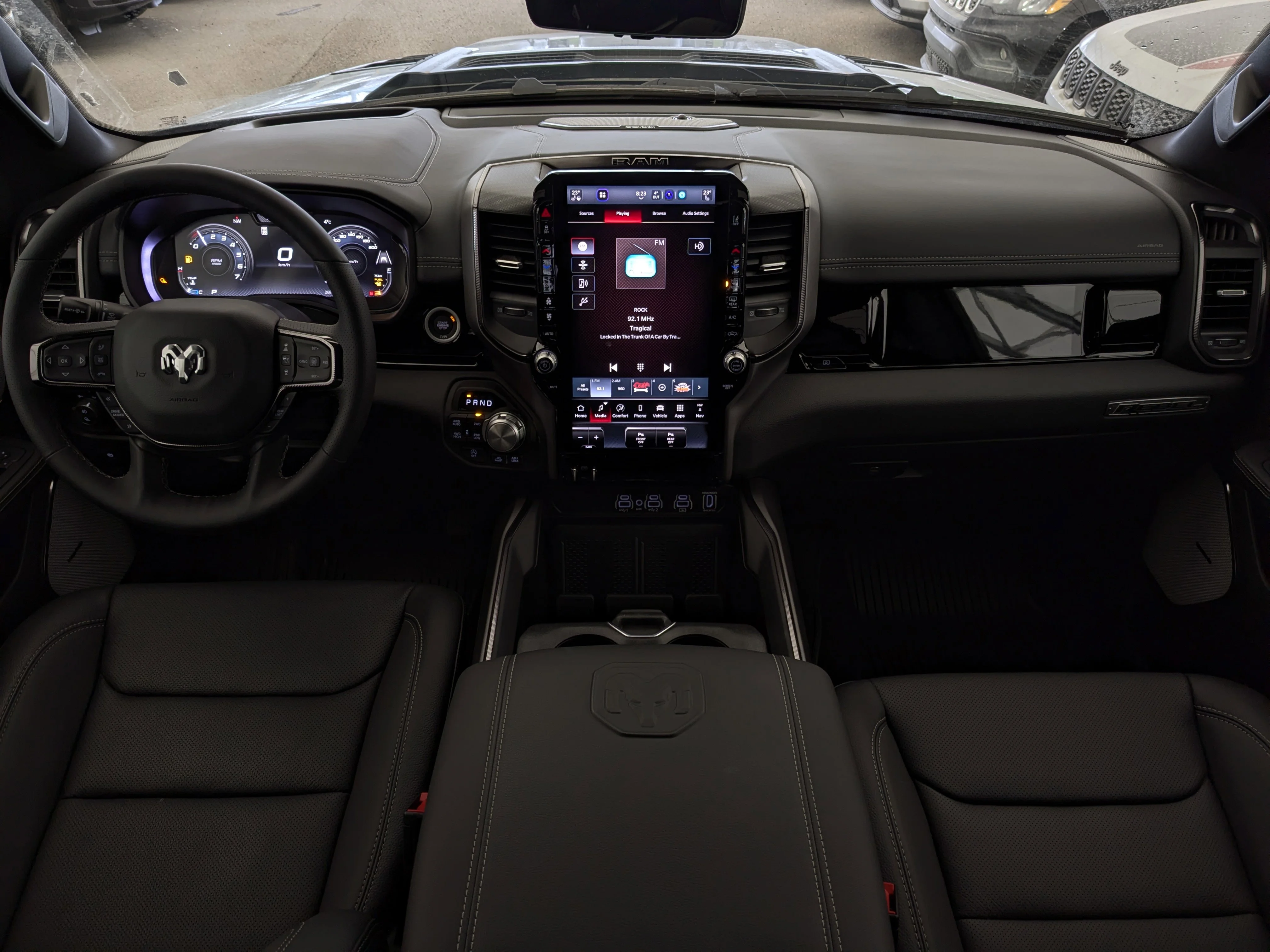 New 2026 canyon lake RAM Rebel - - SIDE STEPS - FLAPS - LEVEL 2 EQUIP - TECH PKG - ADVANCED SAFETY GRP 2 - SUNROOF image 27