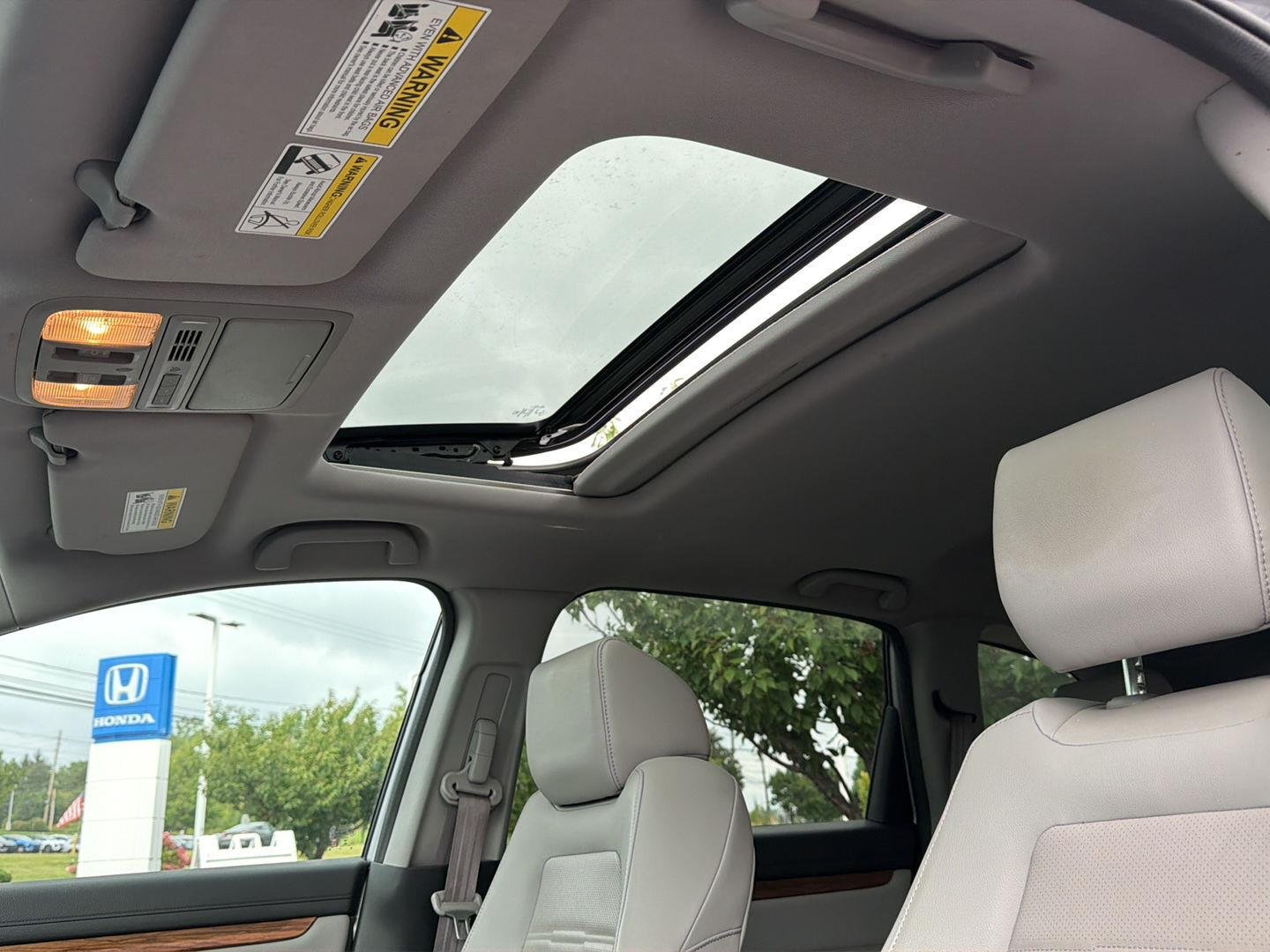 Used 2019 Lunar Silver Metallic Honda EX-L image 21