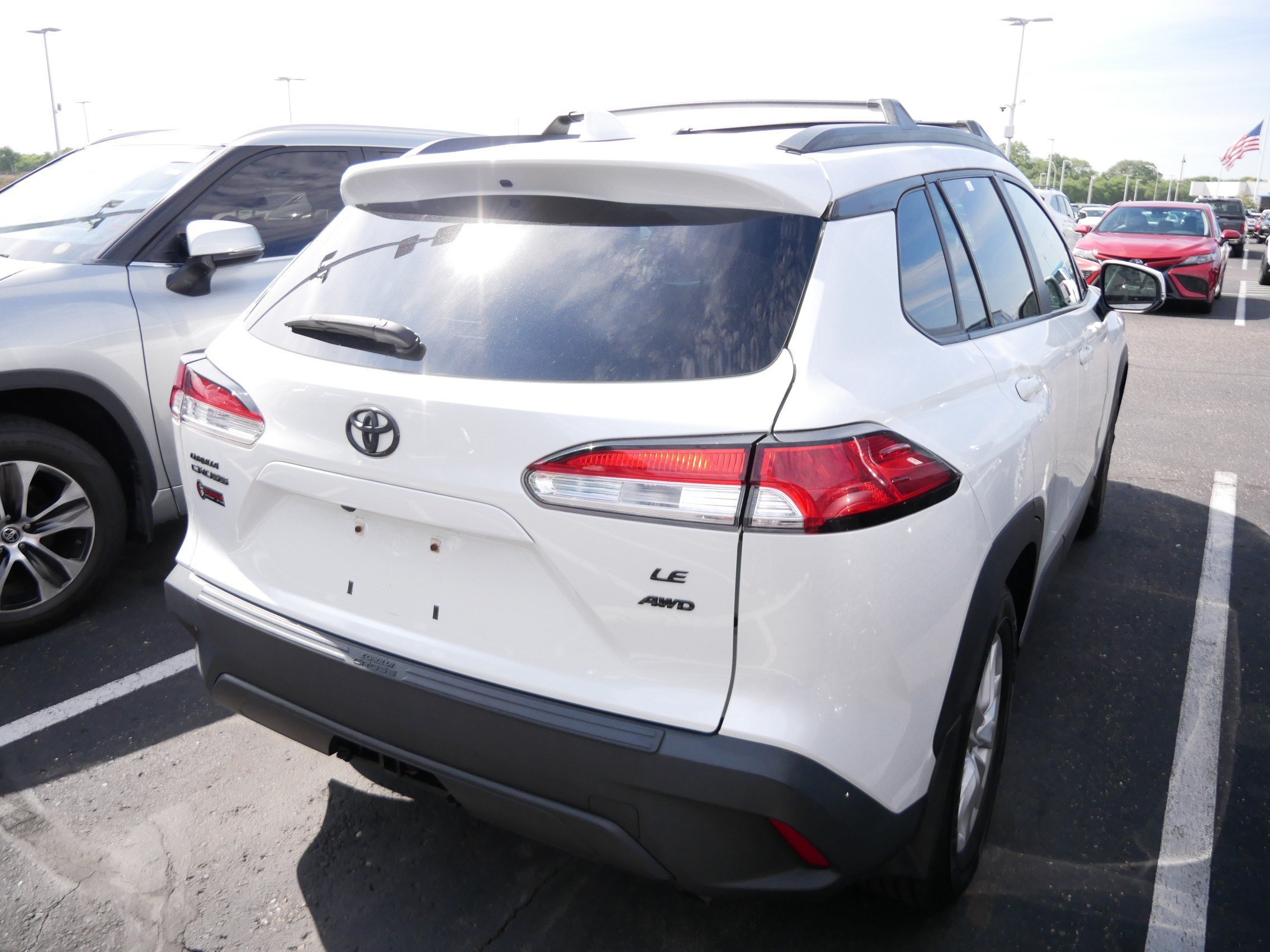 Certified Used 2022 WIND CHILL PEAR Toyota LE image 5