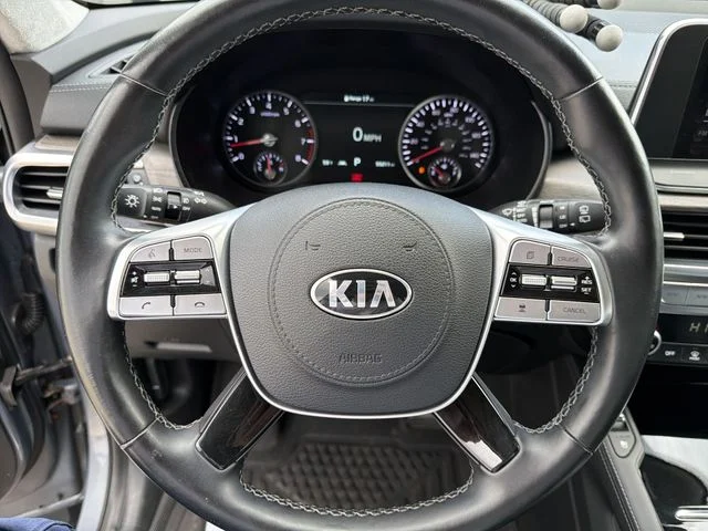 Used 2021  Kia SX image 16