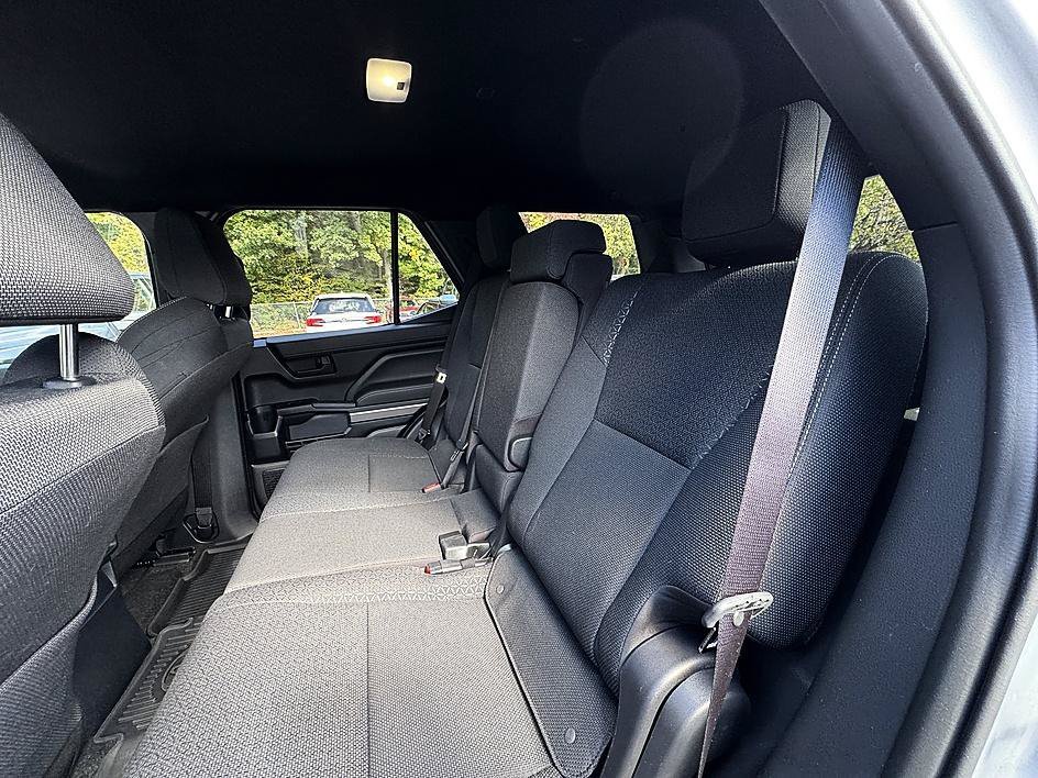 Used 2026 Cutting Edge Toyota SR5 image 9