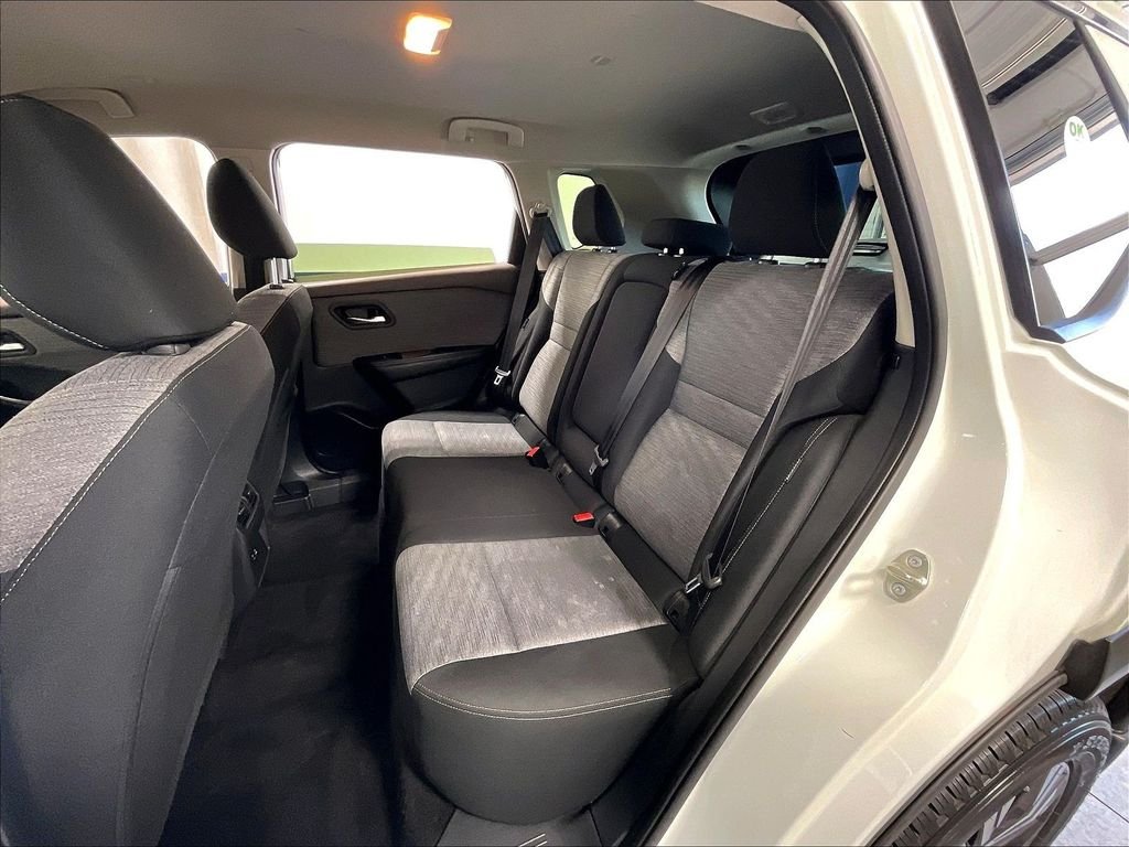 Used 2023 White Nissan SV image 15