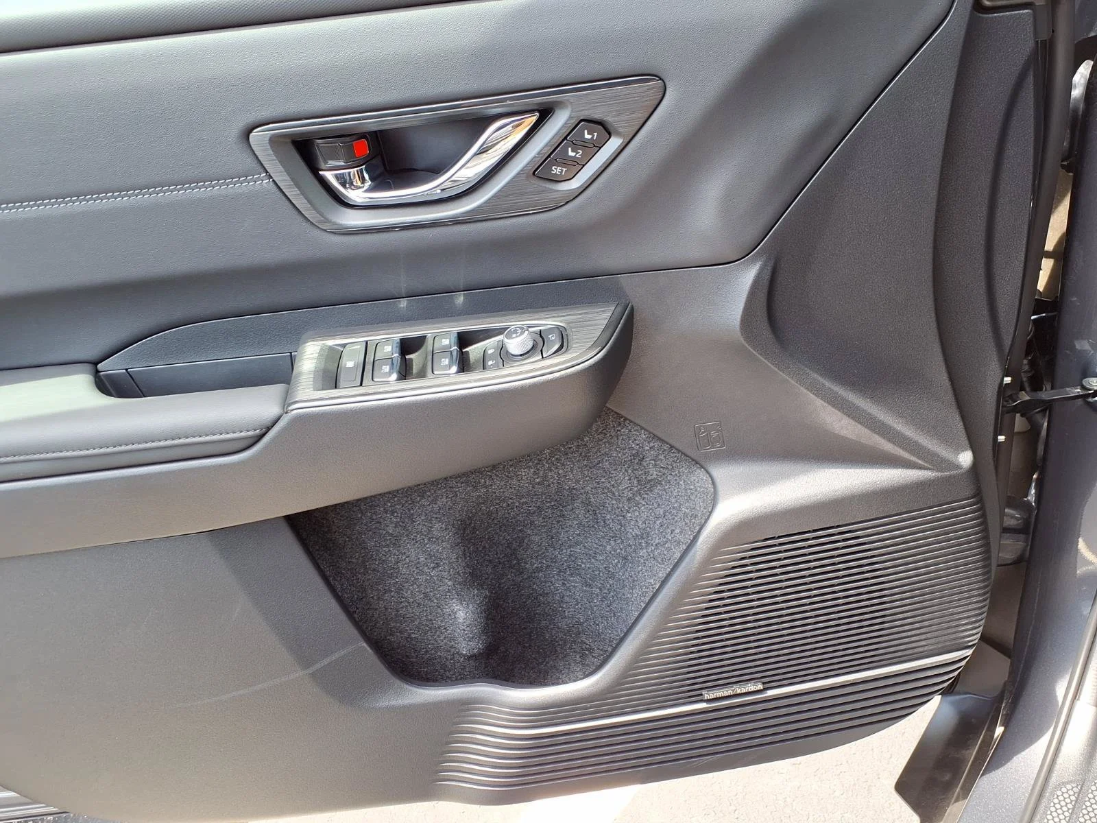 New 2026 MAGNETITE GRAY METALLIC Subaru Touring image 15