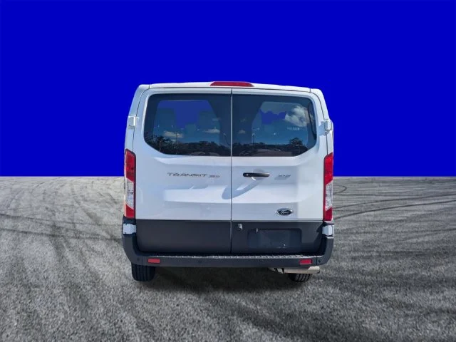 Certified Used 2023 Oxford White Ford XLT image 5