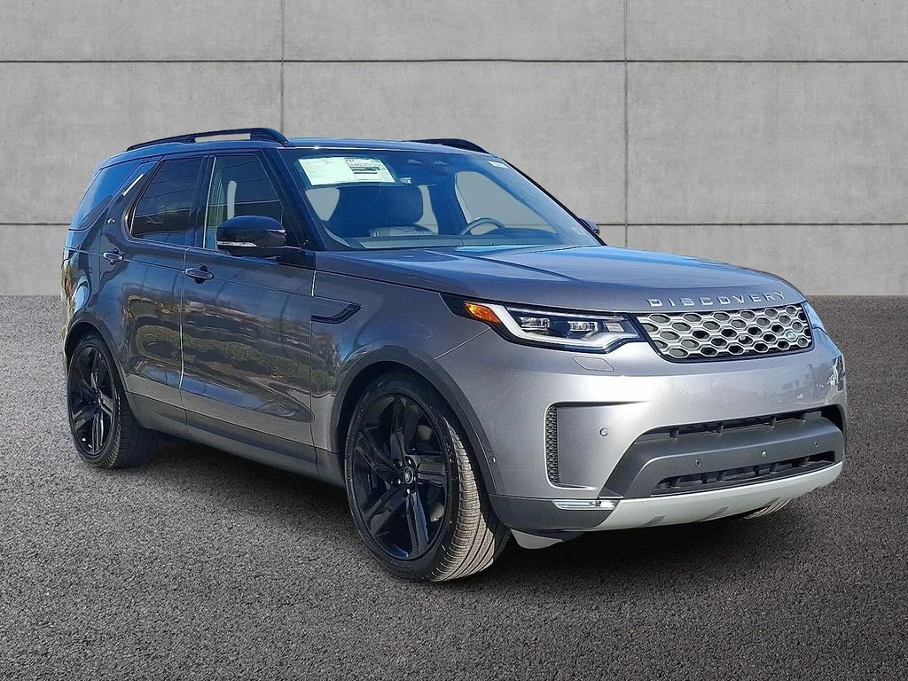 Certified Used 2025 Eiger Gray Metallic Land Rover S image 2