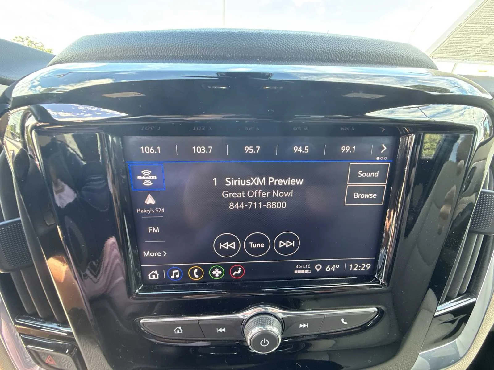 2023 Chevrolet Traverse LS - Photo 13