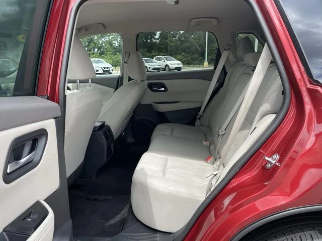 Used 2025 Red Nissan SV image 10
