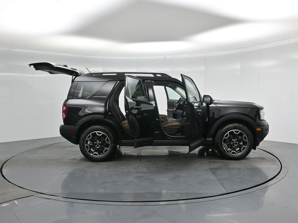 New 2026 Shadow Black Ford Outer Banks image 4