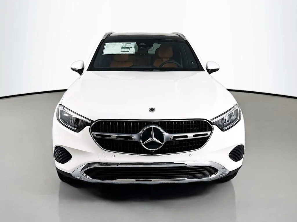 New 2026 Polar White Mercedes-Benz GLC 300 image 6