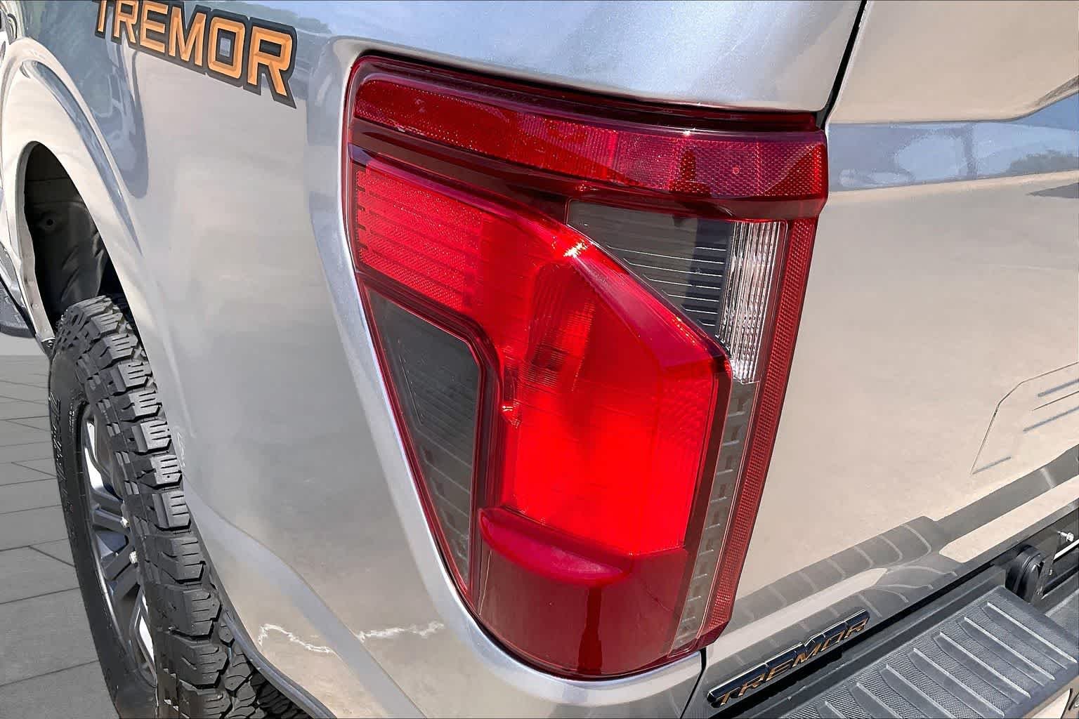 Used 2025 Iconic Silver Metallic Ford Tremor image 54