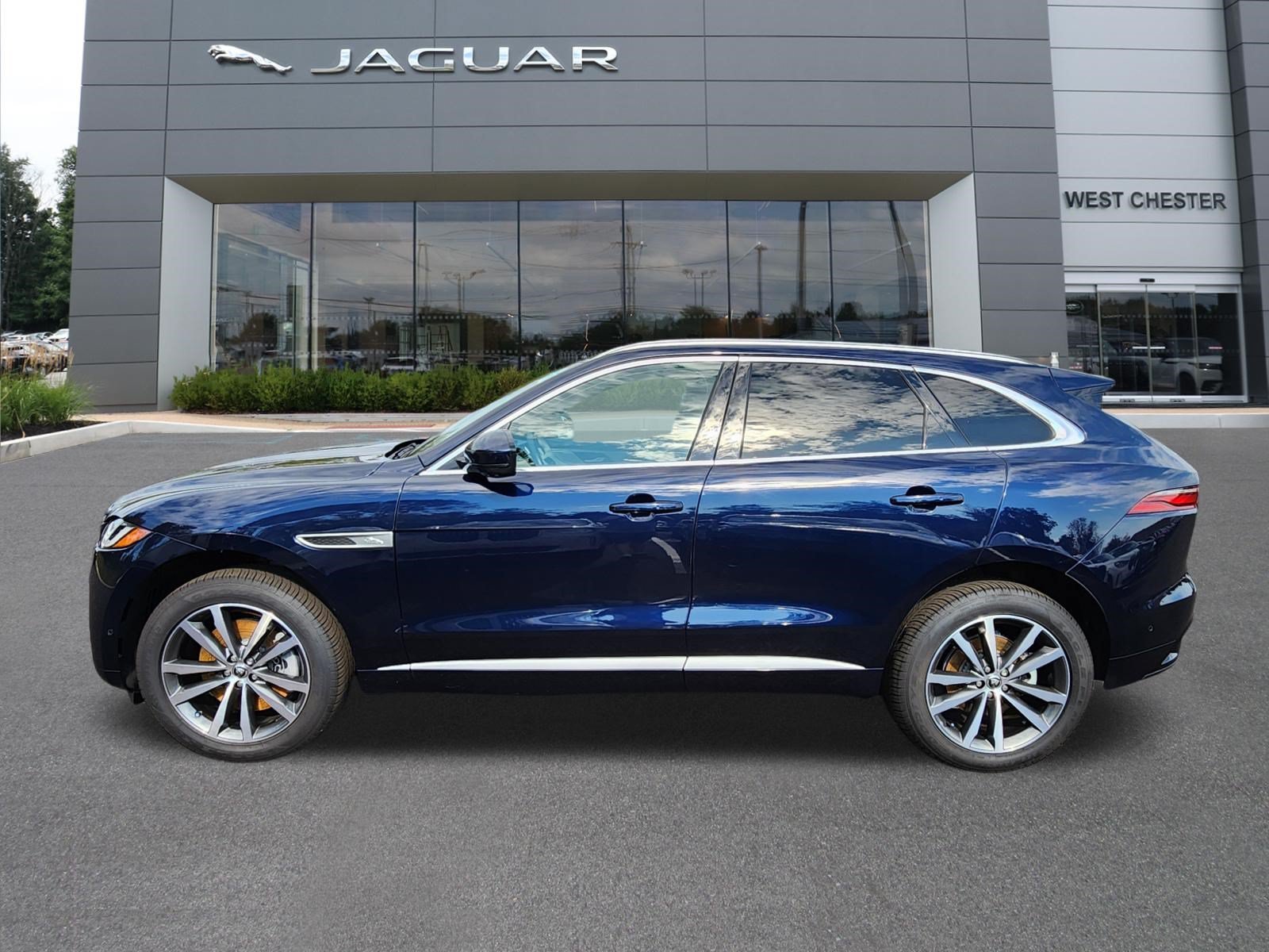 Used 2026 Portofino Blue Metallic Jaguar P250 R-Dynamic S image 5