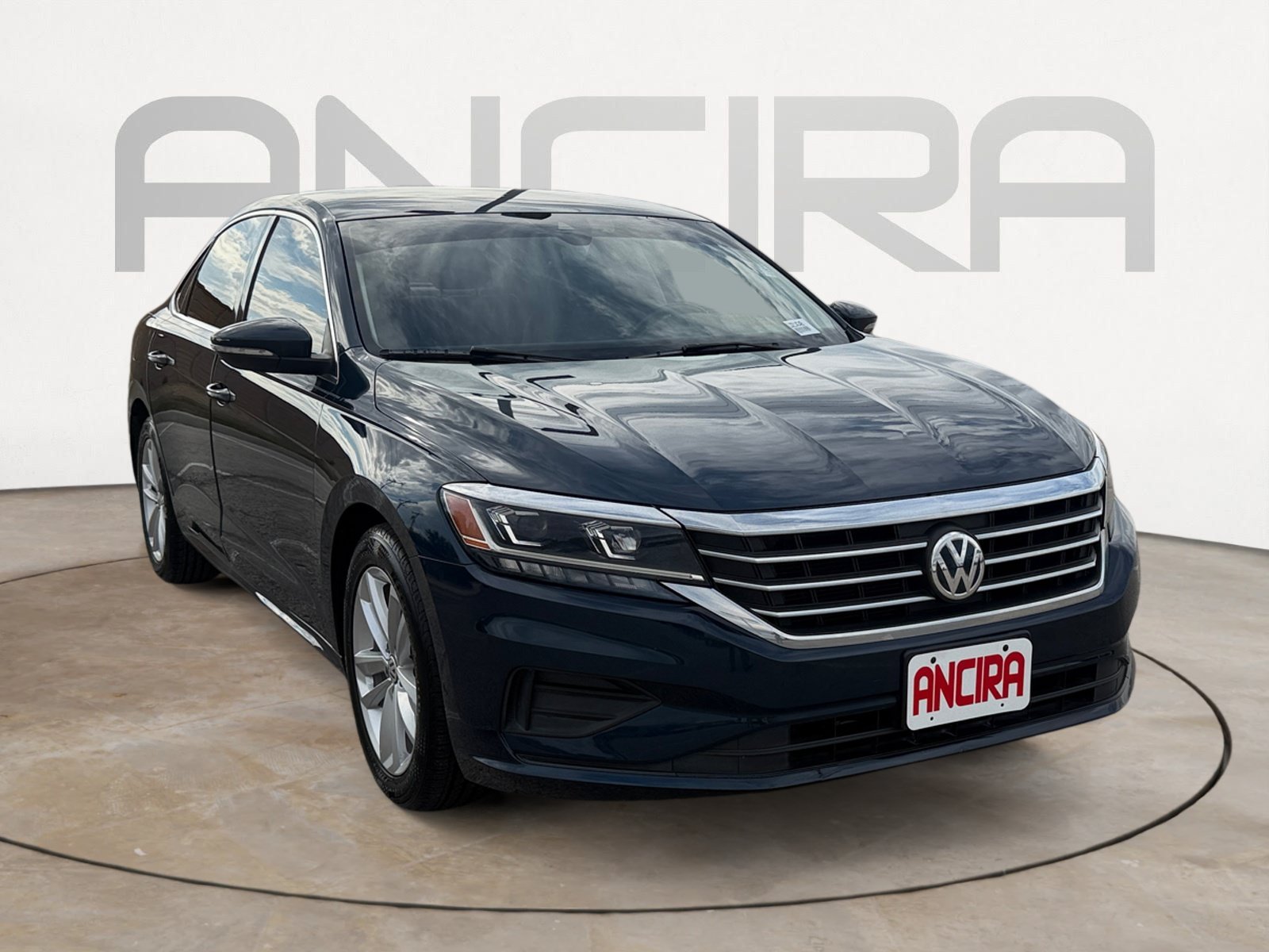Used 2020 Tourmaline Blue Metallic Volkswagen 2.0T SE image 4