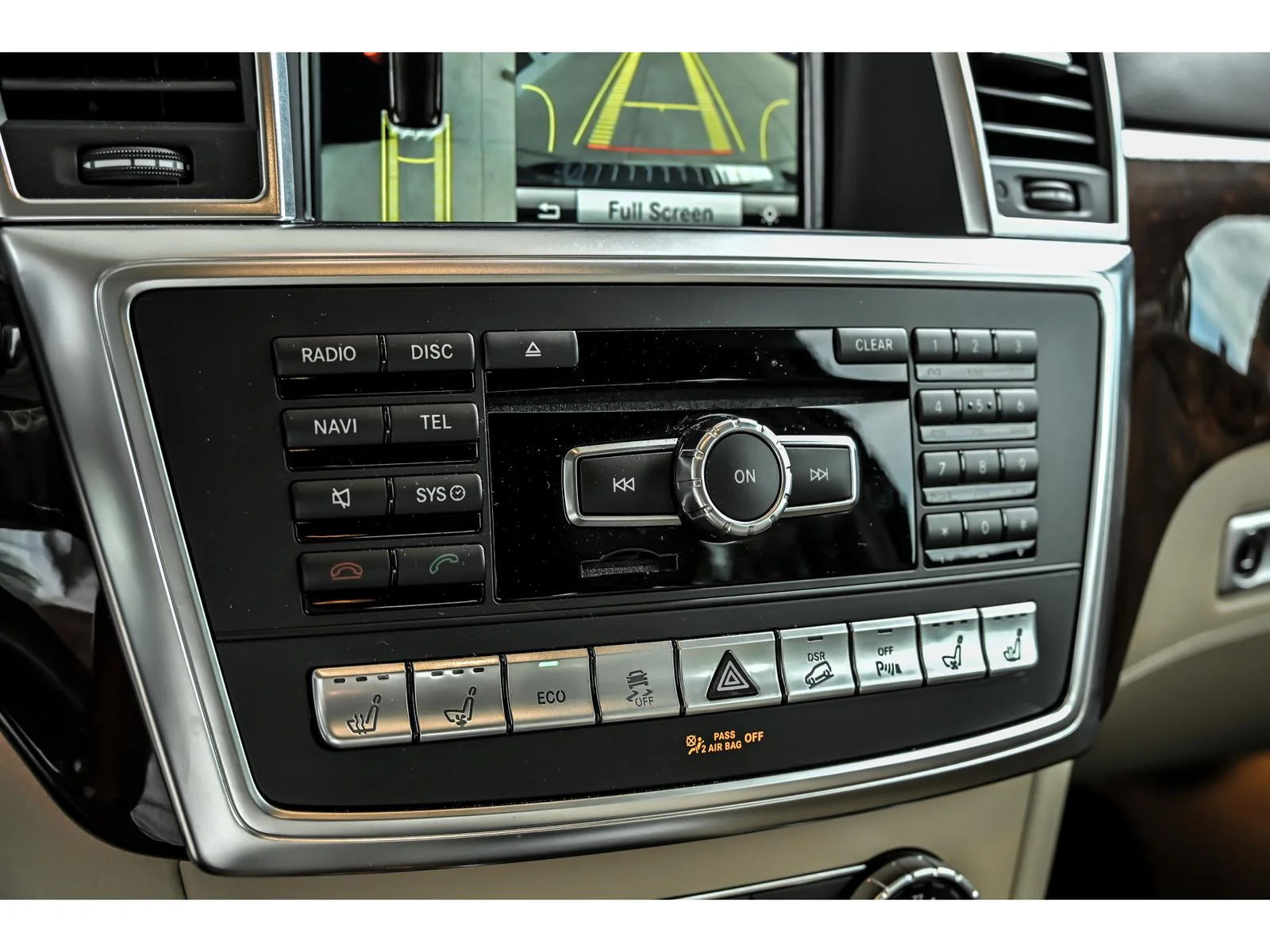 Used 2015 Brown Mercedes-Benz ML 400 image 23