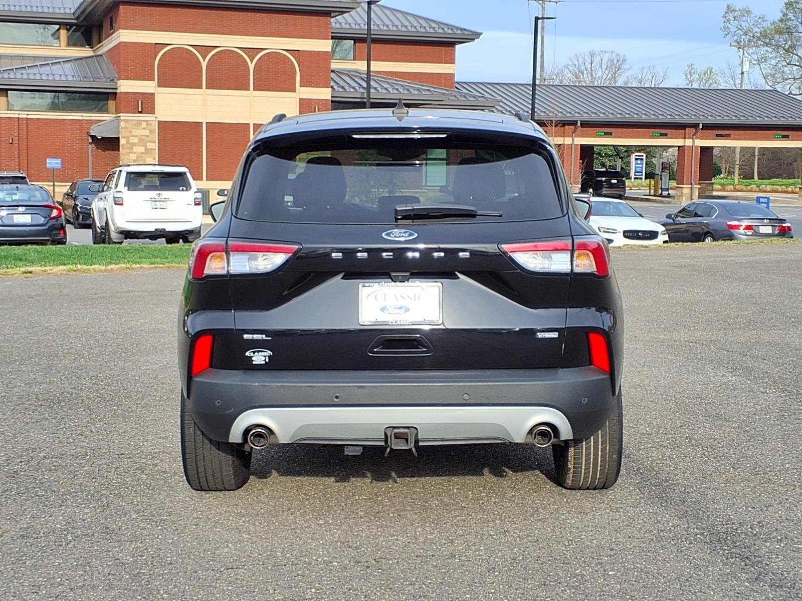 Used 2022 Agate Black Metallic Ford SEL Plug-In Hybrid image 9