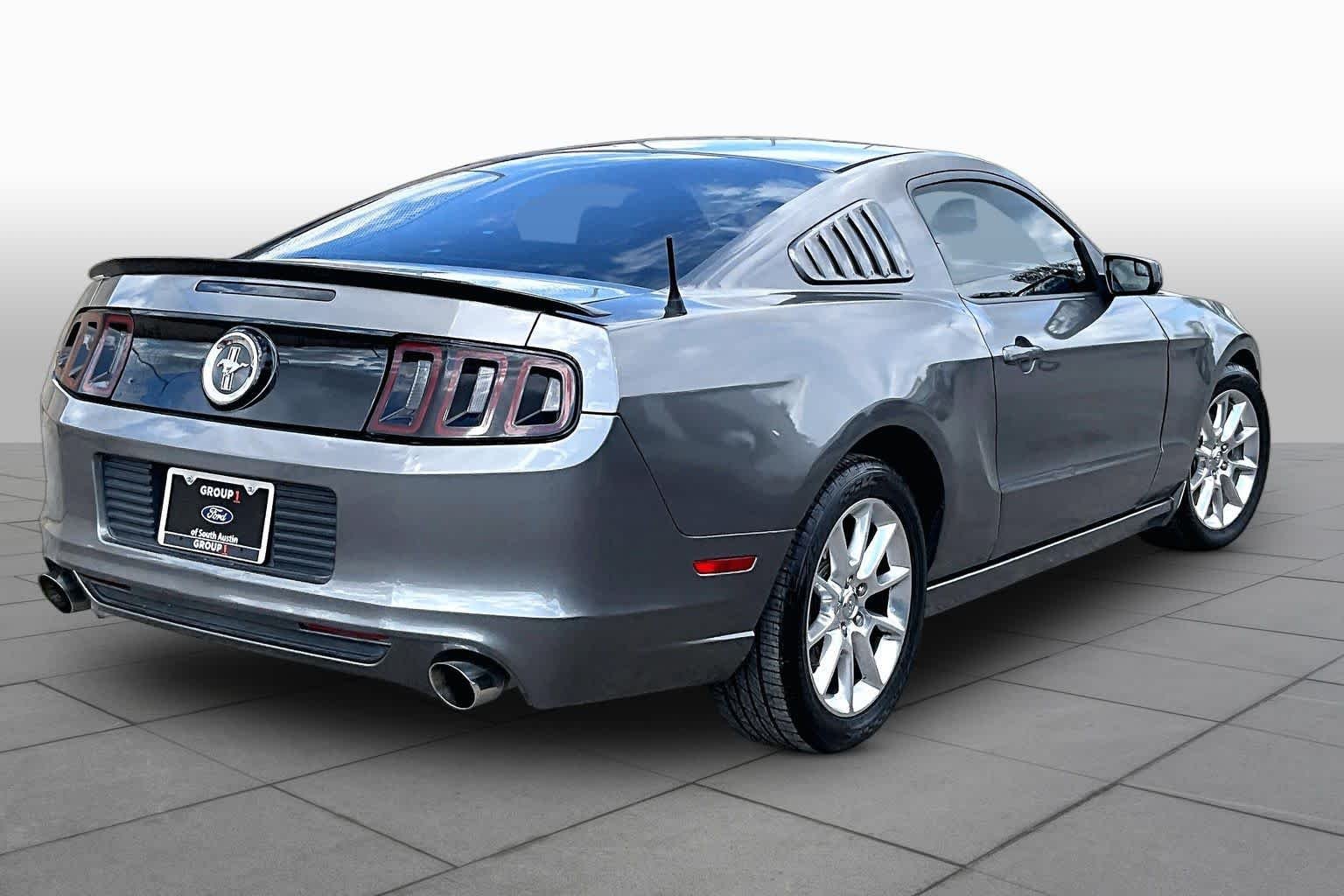 Used 2014 Sterling Gray Metallic Ford V6 image 13