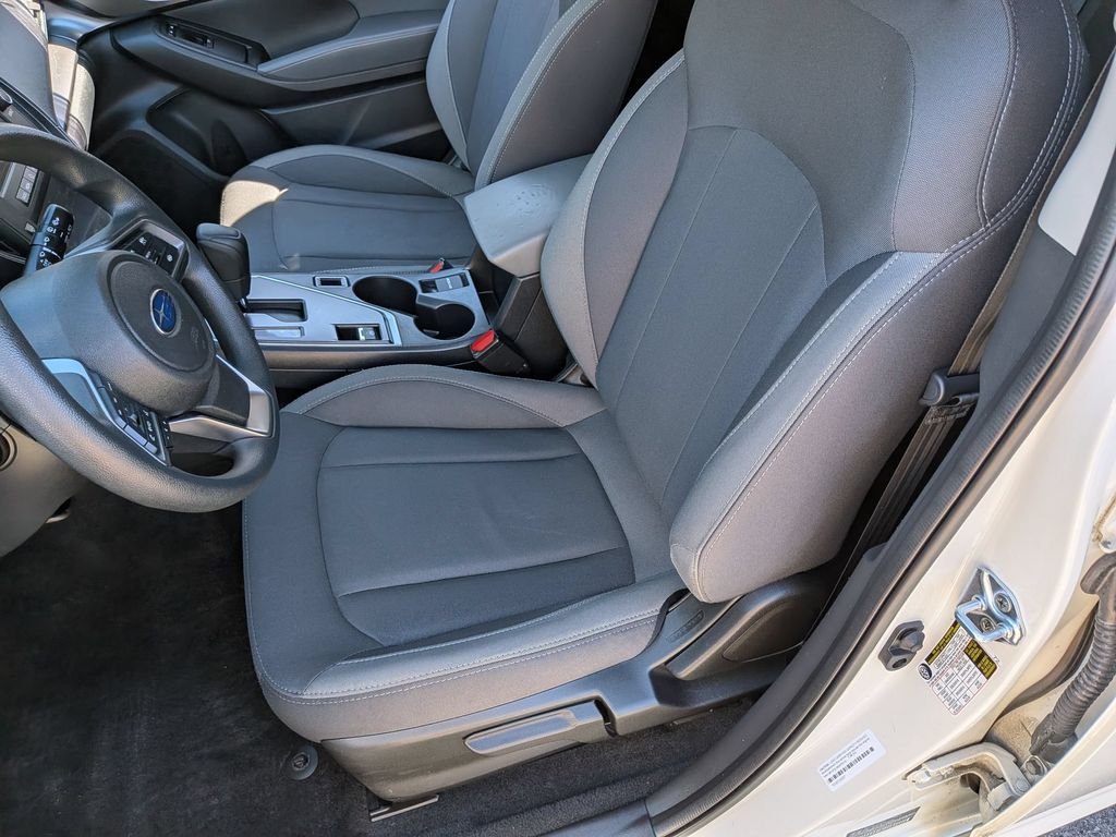 Used 2024 White Subaru Base image 20