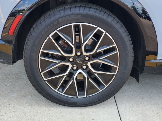 Certified Used 2024 Gray Metallic Ford Premium image 35