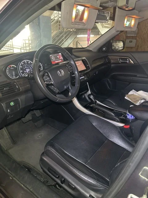Used 2016  Honda EX-L image 9