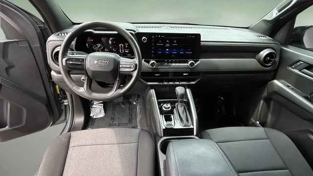 Used 2024 Sterling Gray Metallic Chevrolet Trail Boss image 17