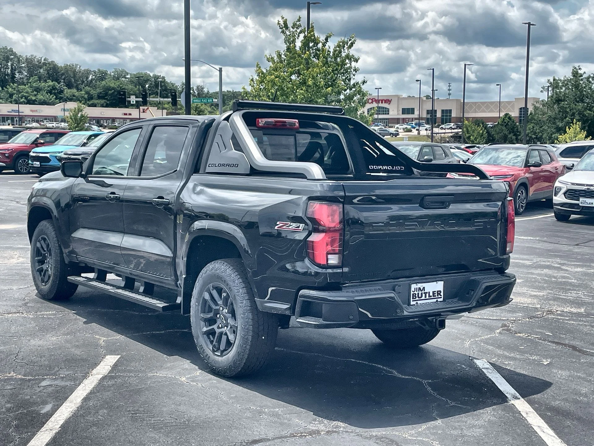 New 2025 Black Chevrolet Z71 image 35