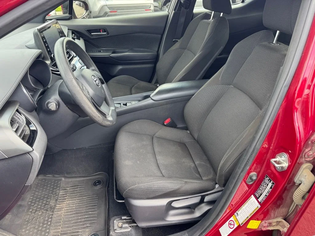 Used 2019 Red Toyota LE image 5