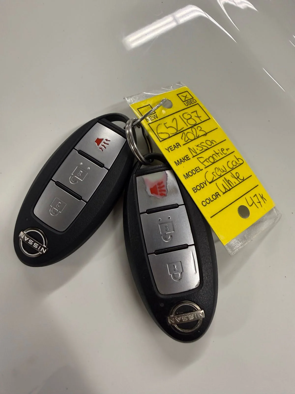 Used 2023 White Nissan PRO-4X image 26