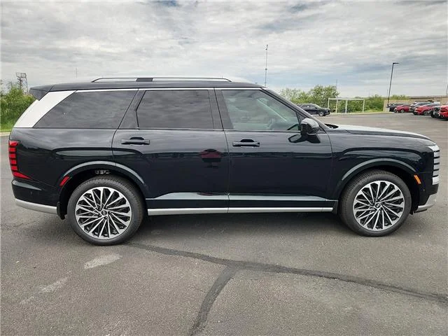 New 2026 Robust Emerald Pearl Hyundai Calligraphy image 5