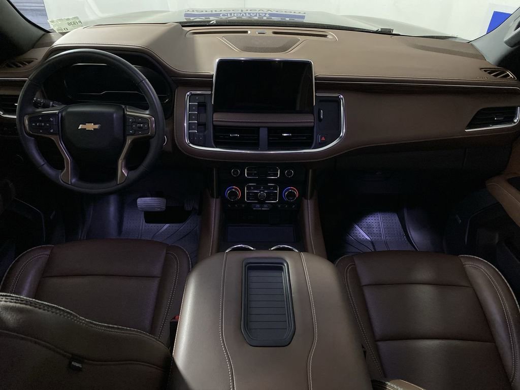 Used 2024 Dark Ash Metallic Chevrolet High Country image 26