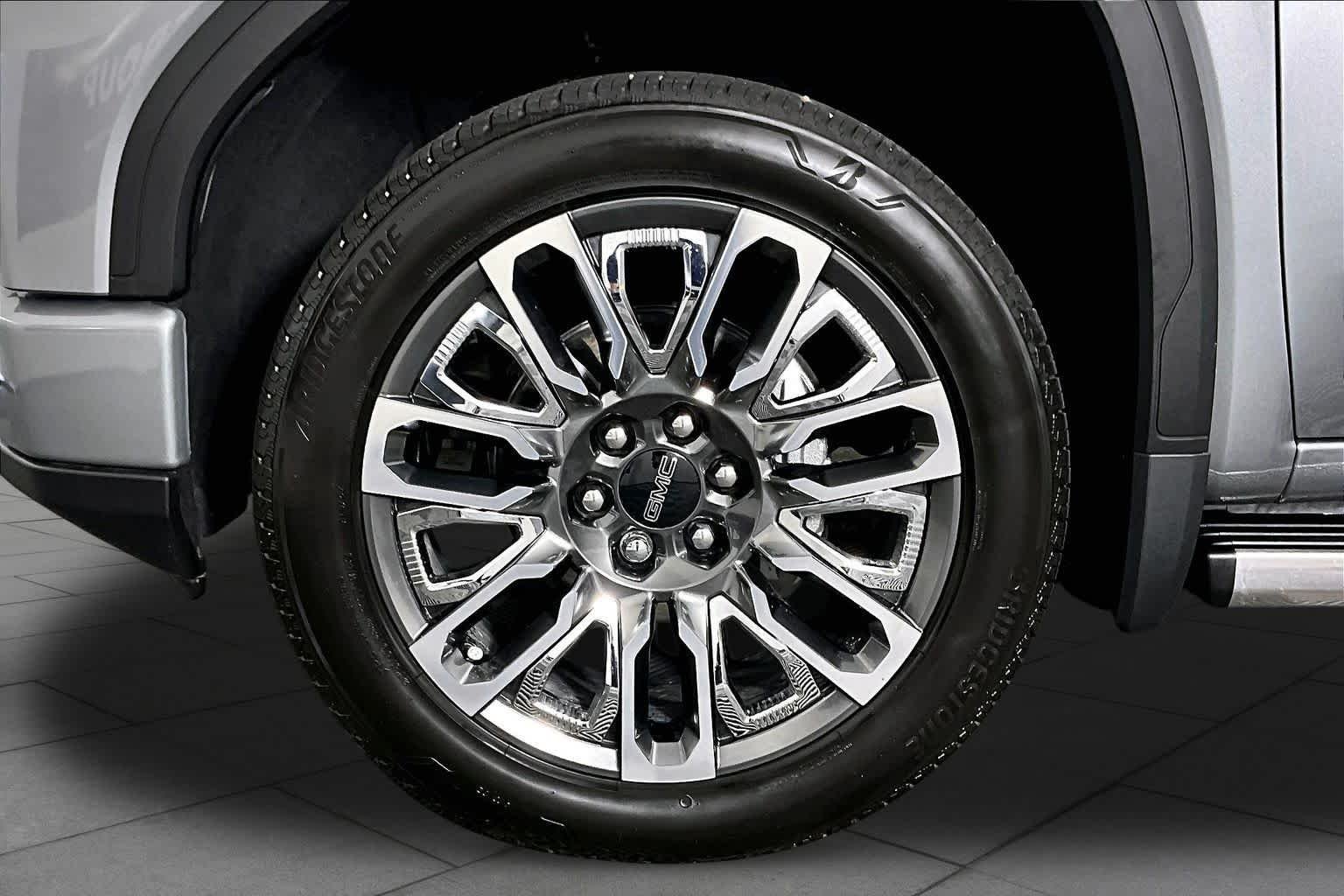 Used 2026 Sterling Metallic GMC Denali Ultimate image 11