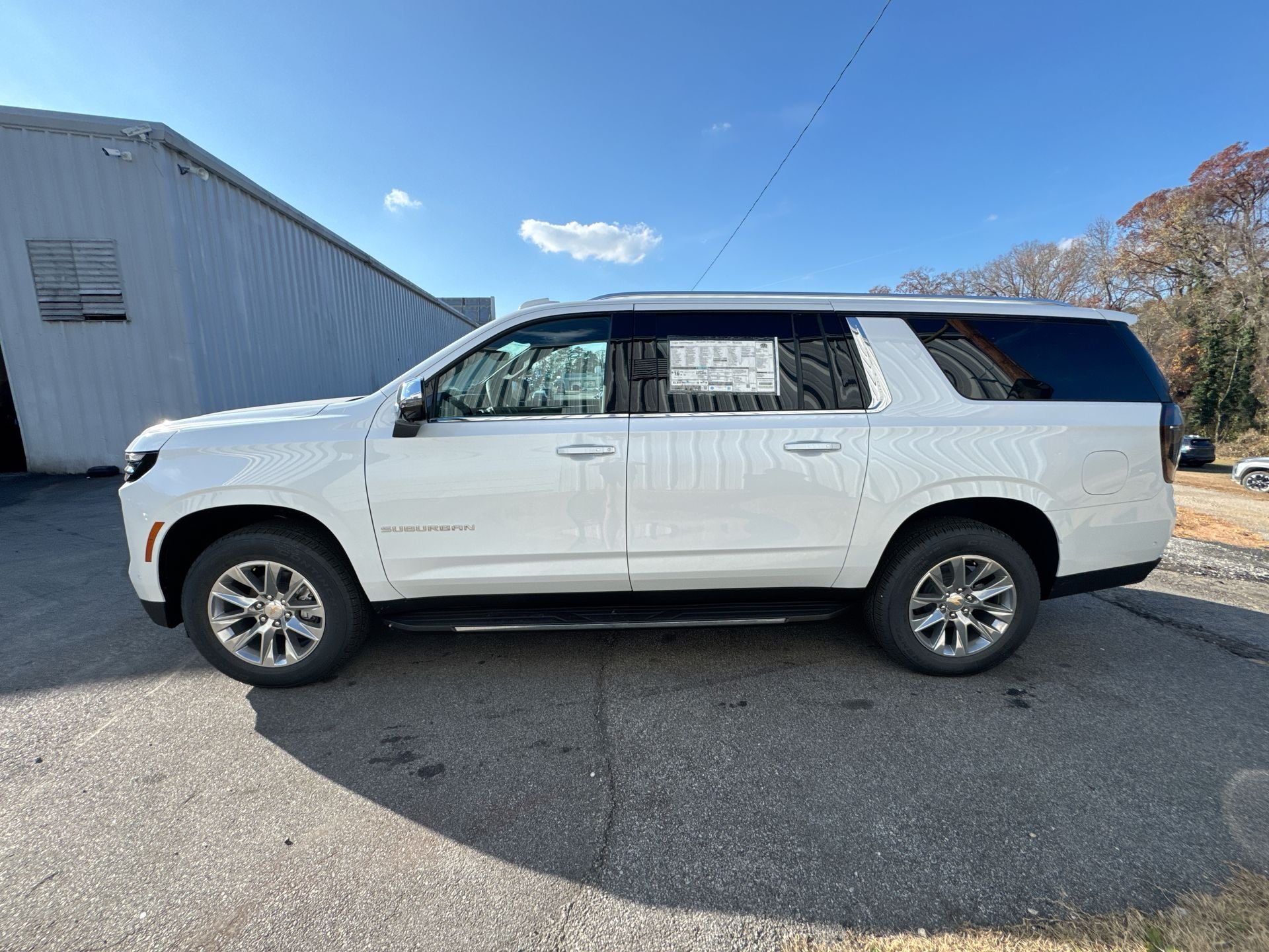 2026 Chevrolet Suburban High Country - Photo 30