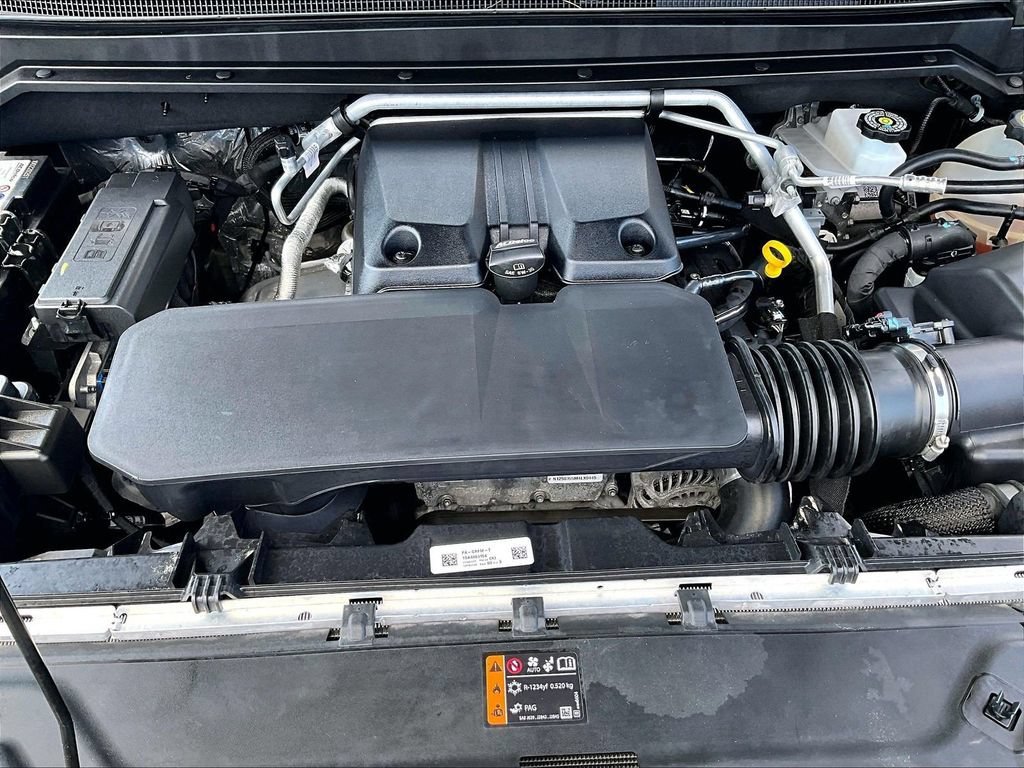 Used 2025 Onyx Black GMC Denali image 29
