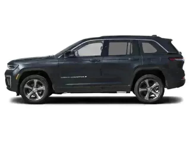 New 2027 High-Gloss Black Paint Jeep Limited Reserve image 2