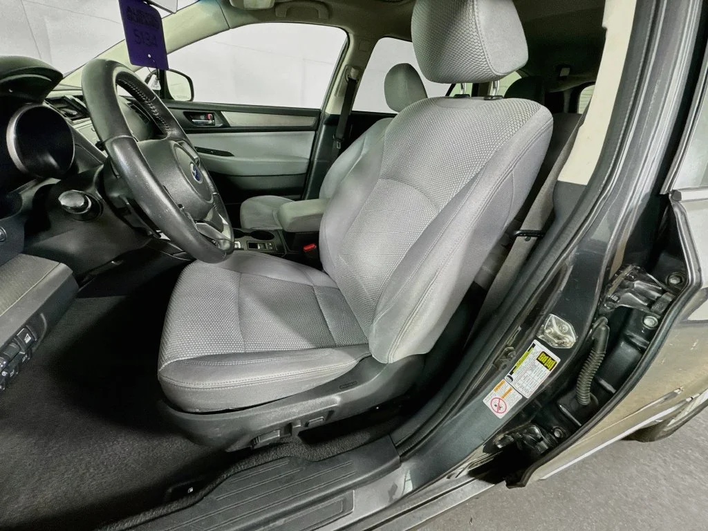 Used 2019 Gray Subaru 2.5i Premium image 25