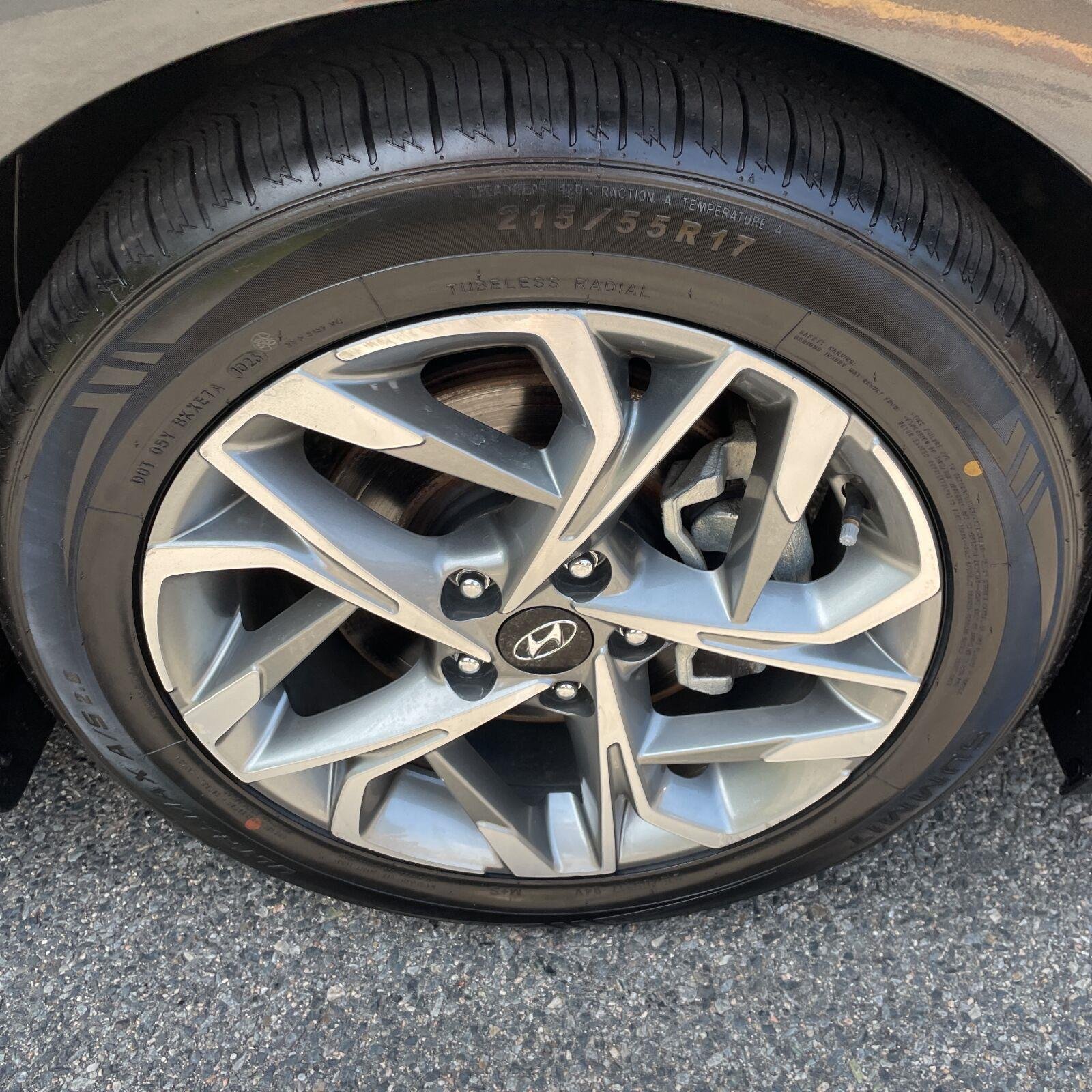 Used 2023 Portofino Gray Hyundai SEL image 20