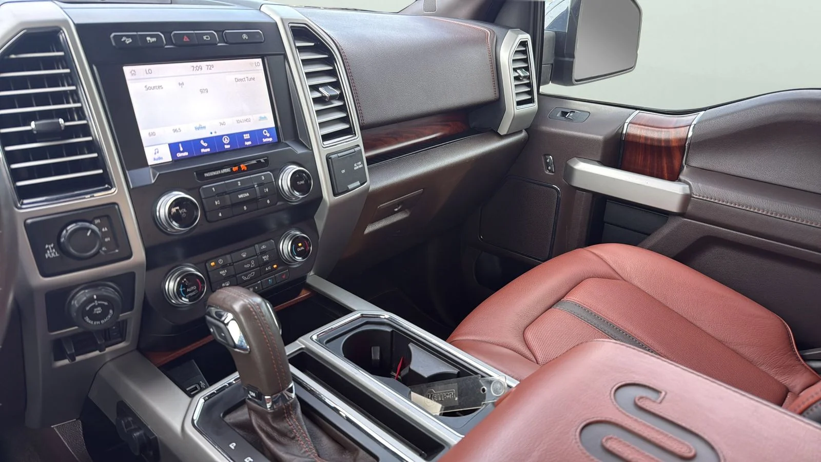 Used 2020 White Ford King Ranch image 19